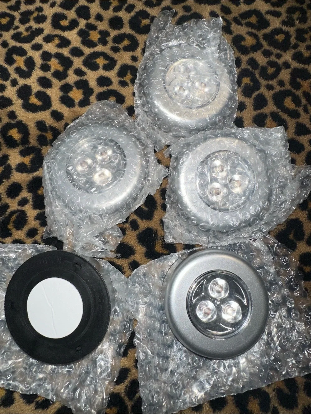 5 led push button lights